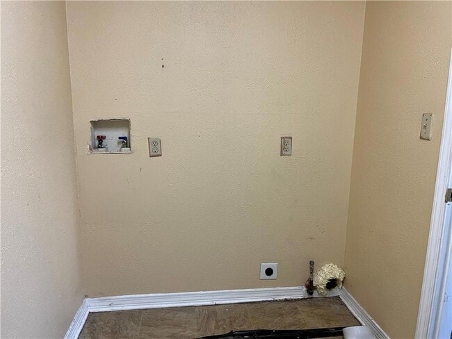 Building Photo - 1723 New Orleans St