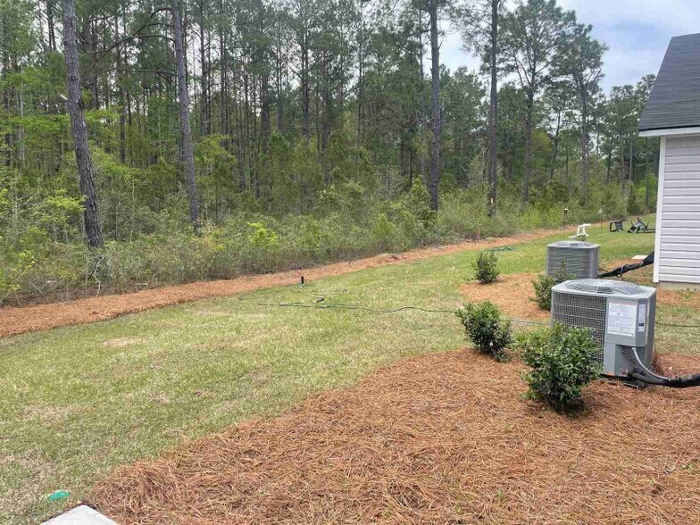Building Photo - 454 Ladyfish Loop NW