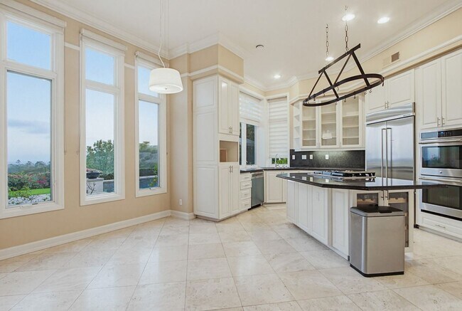 Building Photo - Gorgeous Custom Built Scripps Ranch Home Available Now!
