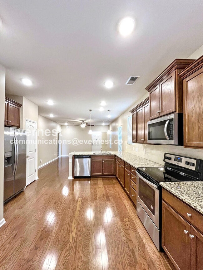 Building Photo - 3724 Hoggett Ford Rd