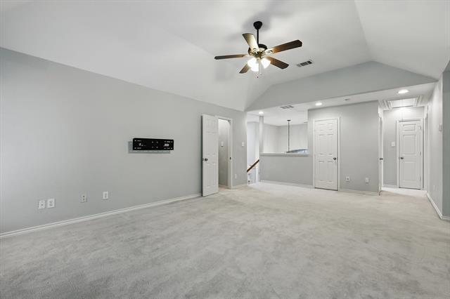 Building Photo - 2520 Woodside Dr