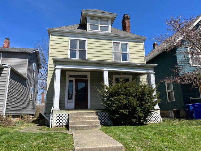 Primary Photo - **REMODELED 4-BEDROOM/2-BATH HOUSE IN NORT...