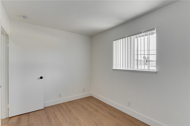 Building Photo - 1521 Elizabeth Ave
