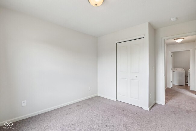 Building Photo - 12035 Zircon Ln