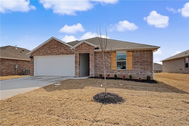 Building Photo - 3021 Laredo Ln