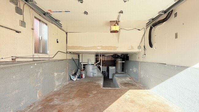 Building Photo - 3265 Liese Ave