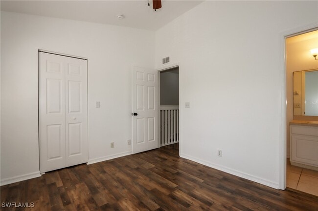 Building Photo - 10034 Poppy Hill Dr