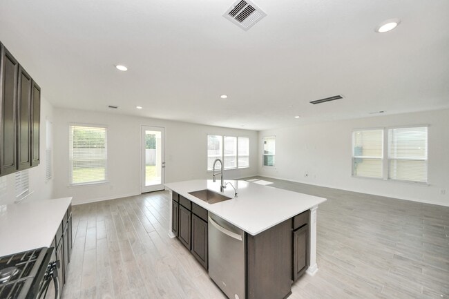 Building Photo - 17310 Rock Willow Ln
