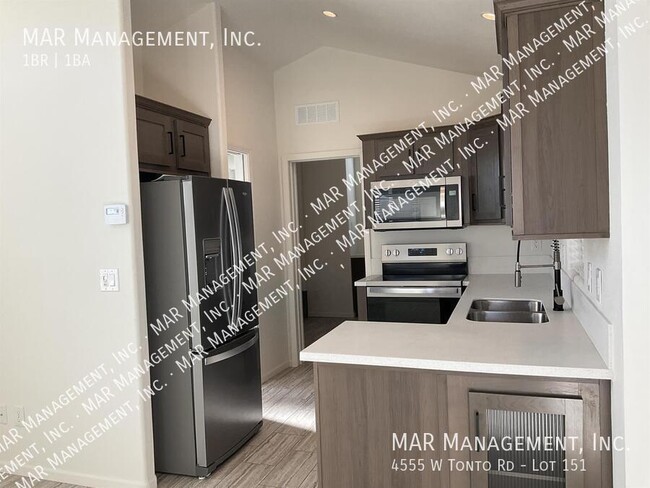 Building Photo - 4555 W Tonto Rd