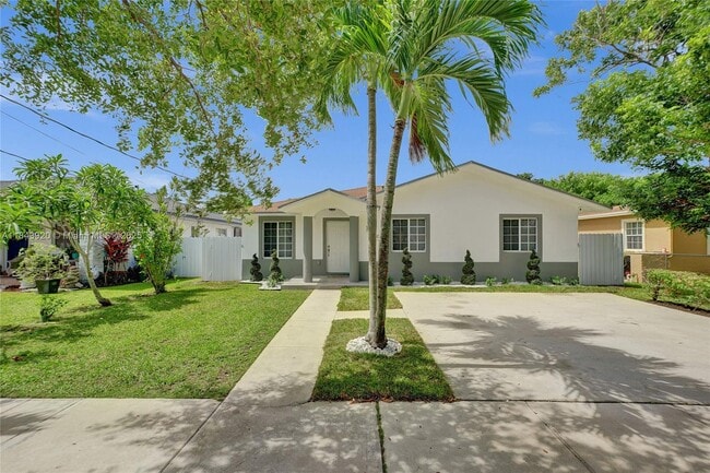 Primary Photo - 12254 SW 217th St