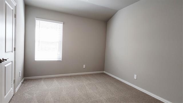 Building Photo - 417 Stagg St