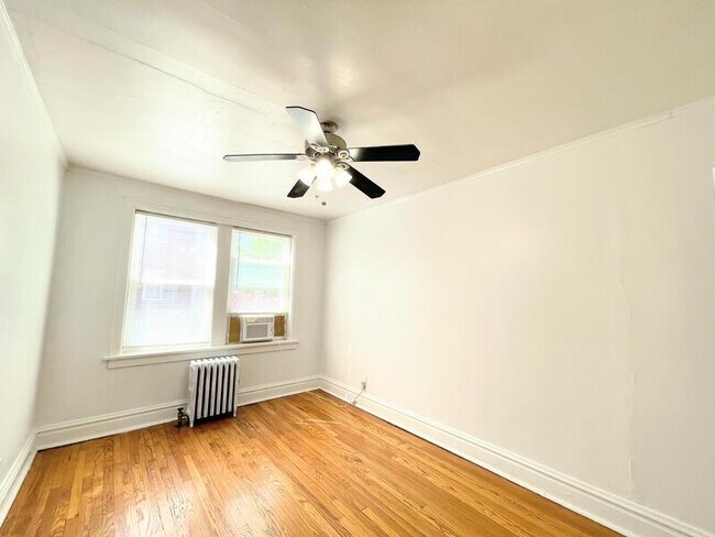 Building Photo - 6655 Berthold Ave