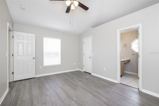 Building Photo - 630 Bayport Dr