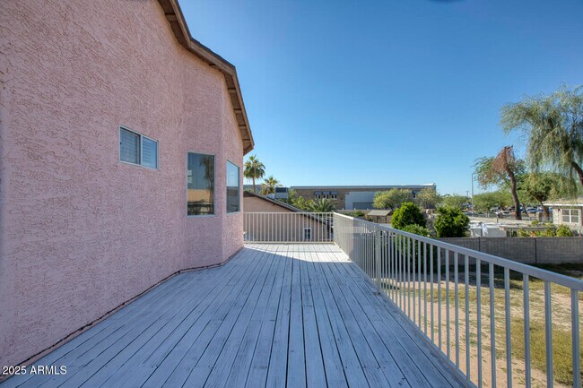 Building Photo - 7874 W Beryl Ave