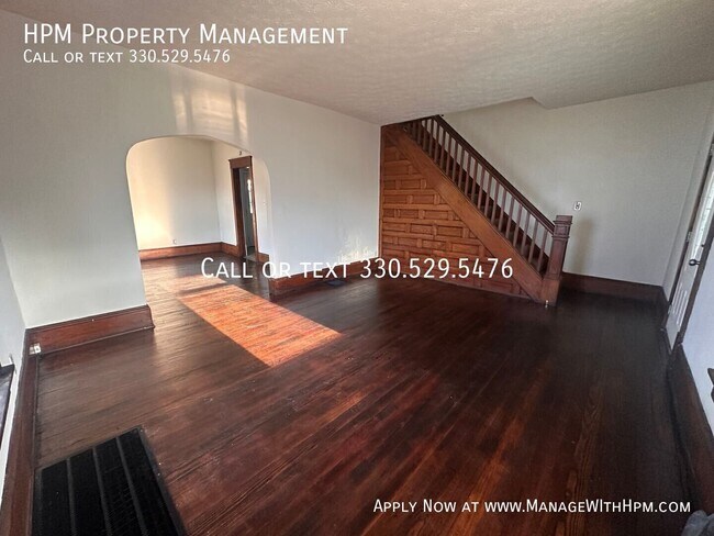 Building Photo - 913 Smith Ave SW