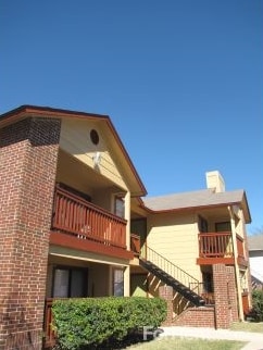 Primary Photo - Station Street Fourplexes