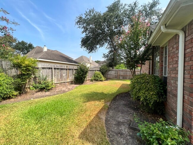 Building Photo - 1718 Berkoff Dr