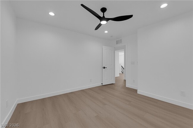 Building Photo - 465 Cabral Peak St