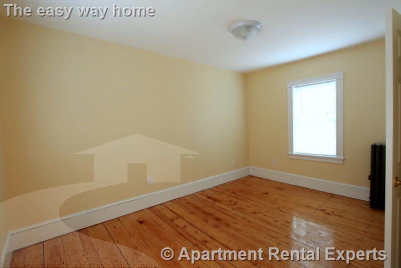 Building Photo - 6 White Street Pl