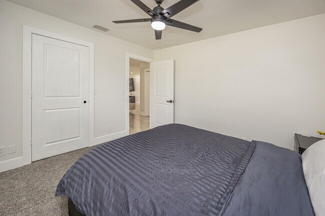 Building Photo - 1518 Lee Ct