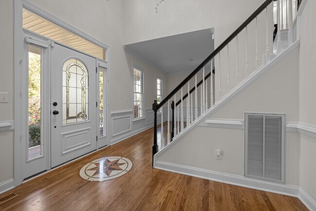 Building Photo - 2406 Flints Pond Cir