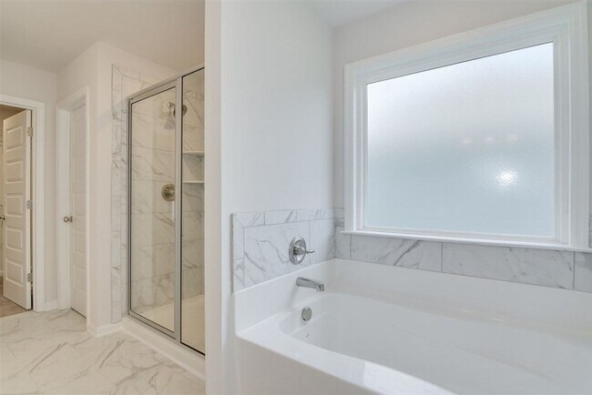 Building Photo - 5121 Huntley Trl