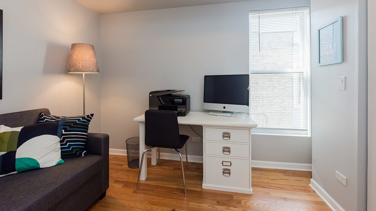 2nd bedroom - 3436 N Ridgeway Ave