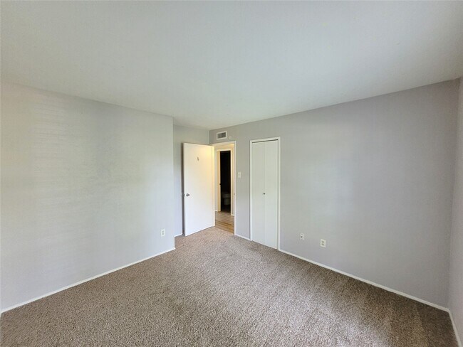 Building Photo - 16706 Moary Firth Dr