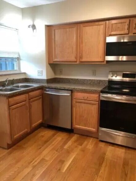 Kitchen with stainless steel appliances. - 1149 Cooper Dr