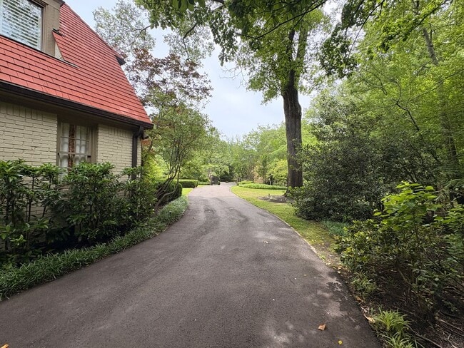 Building Photo - One Of Kind Home In Hedgemore Acres Subdivision! Gated! Landscaping Included! Over 5,000 Sq Ft! M...