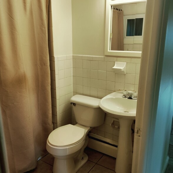 Building Photo - 57 Tomlinson Ave