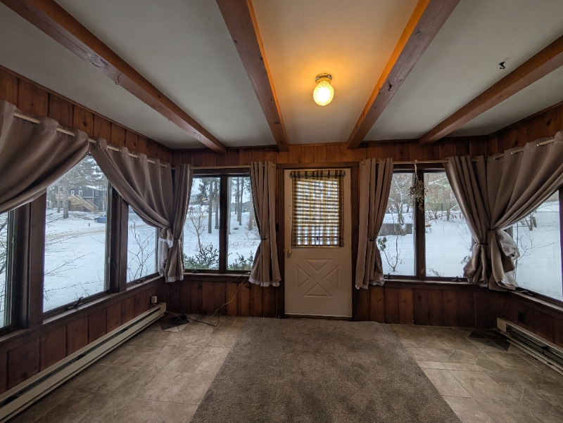 Building Photo - 8970 E Gull Lake Dr