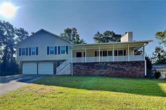 Building Photo - 5054 Arbor Ln SW