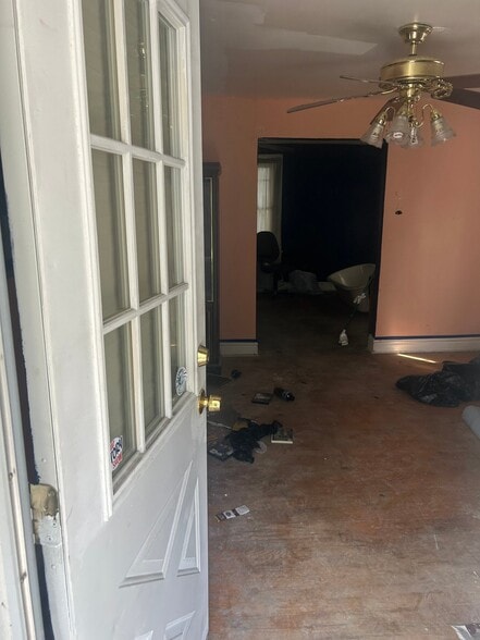 Building Photo - 1338 Gregan Pl