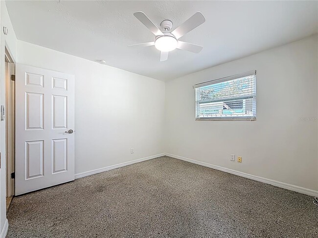 Building Photo - 7250 12th Ave N