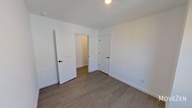 Building Photo - 14 Catawba Ave