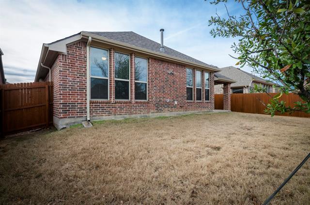 Building Photo - 10876 Leesa Dr