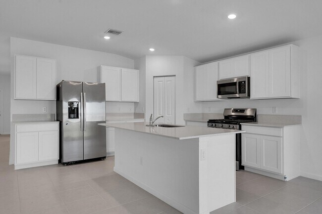 Building Photo - 5936 Mangrove Dr