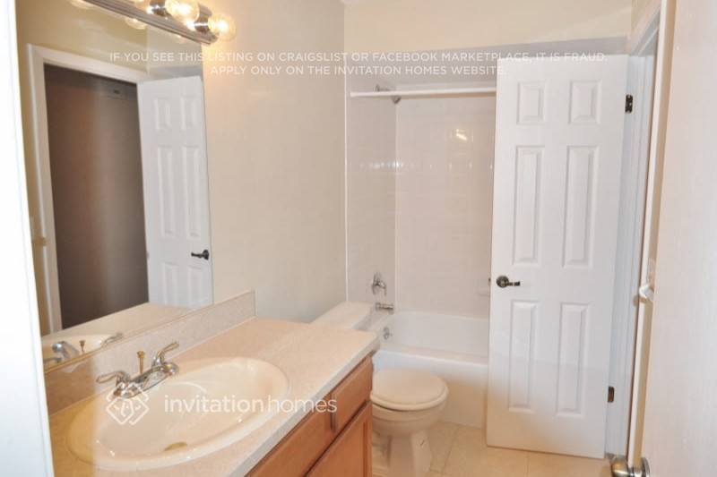 Building Photo - 5216 Forzley St