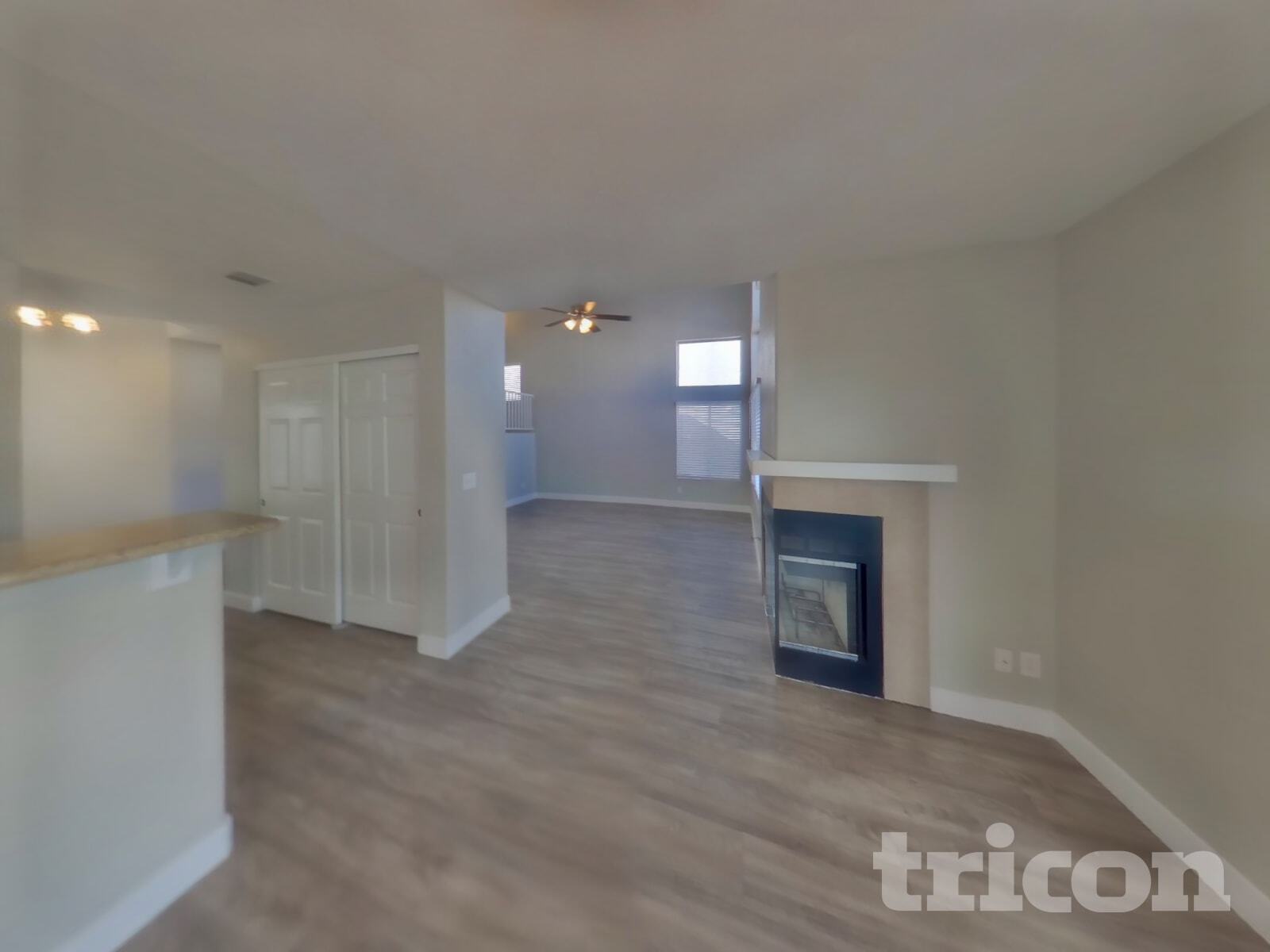 Building Photo - 5646 Roundrock Dr