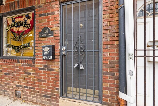 Building Photo - 537 E Girard Ave