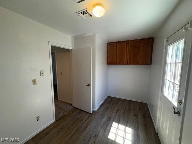 Building Photo - 3128 Harborside Dr