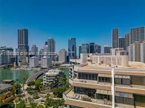 Building Photo - 520 Brickell Key Dr