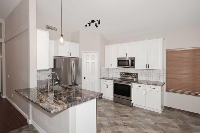 Building Photo - 6214 E Virginia St