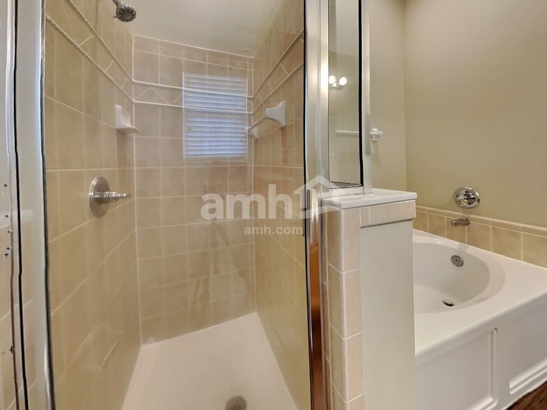 Building Photo - 6101 Morse Glen Ct