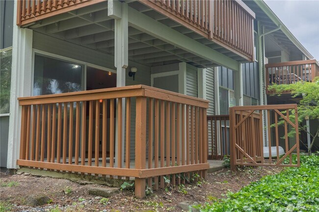 Building Photo - 1Bd/1Ba Redmond Condo