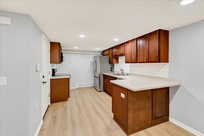 Building Photo - 4310 Mohawk Dr