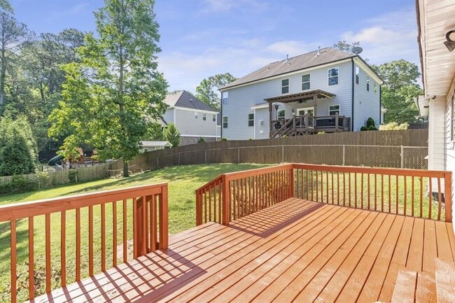 Building Photo - 1517 Gaylor Cir SE