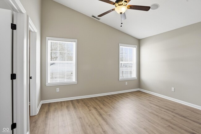 Building Photo - 5561 Wild Horse Dr