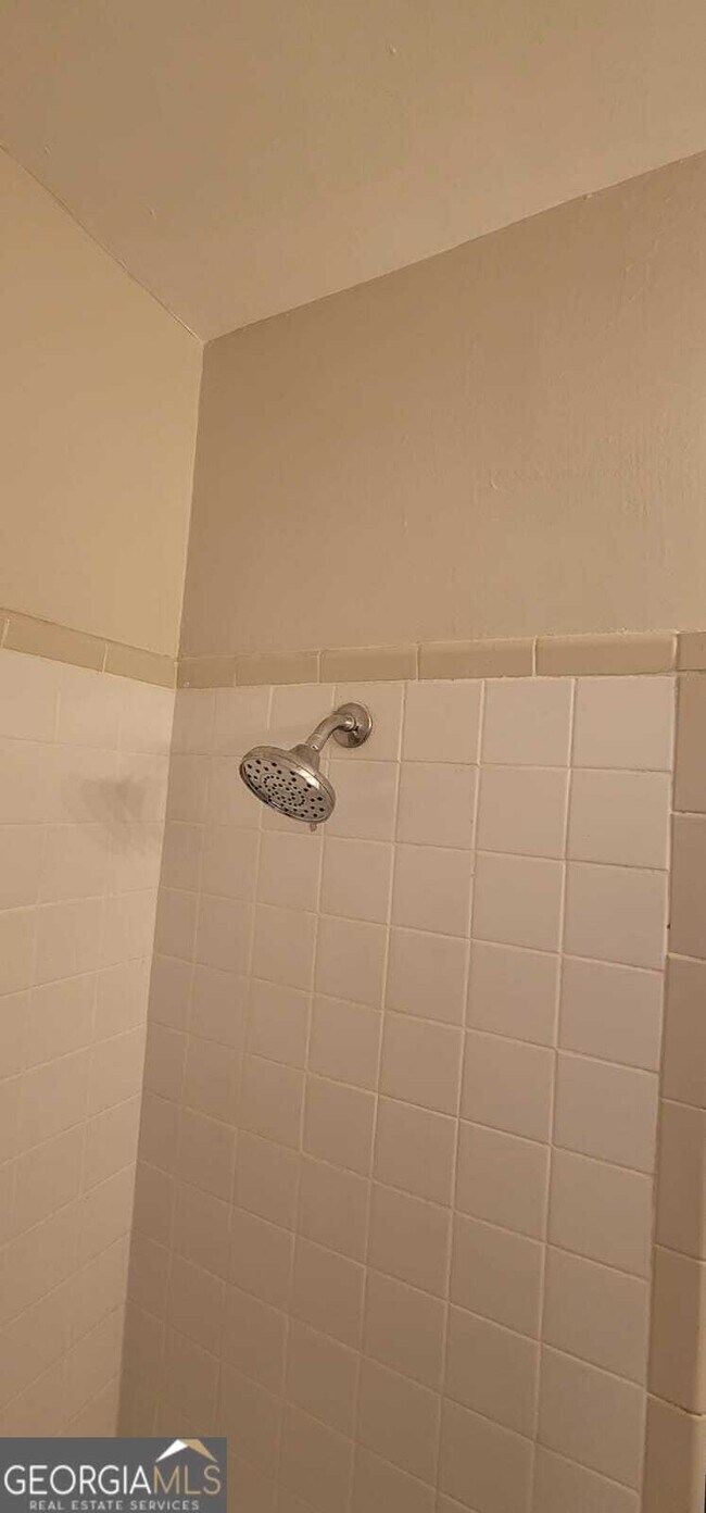 Building Photo - 1753 Fairway Hill Dr SE